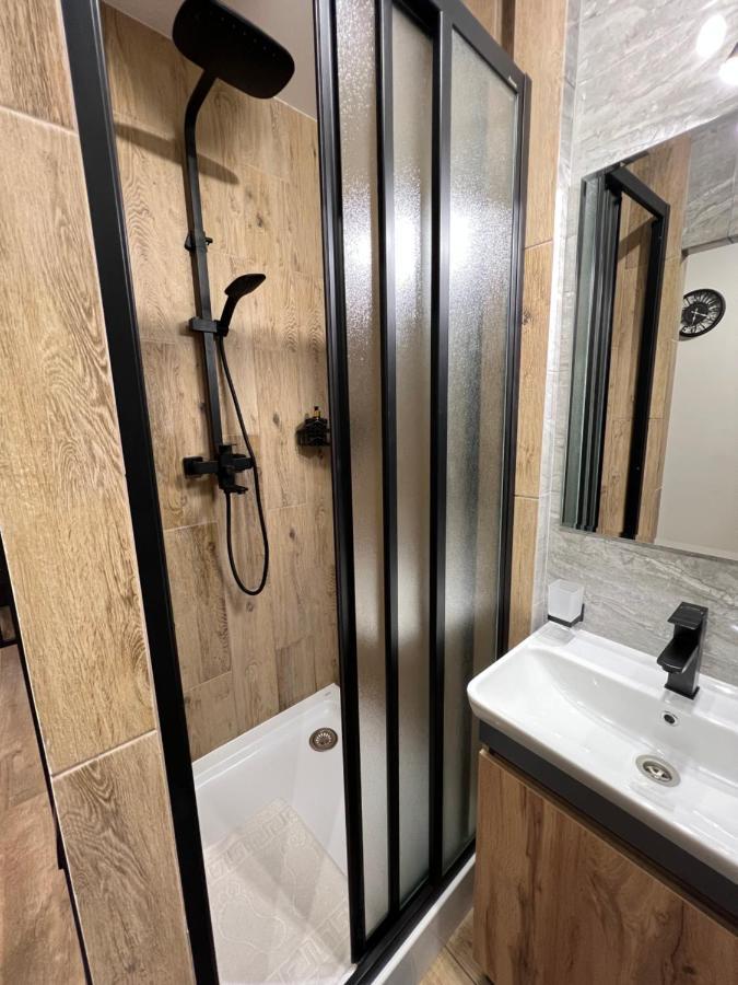 Cozy Loft На Староєврейській 24 Львів Екстер'єр фото